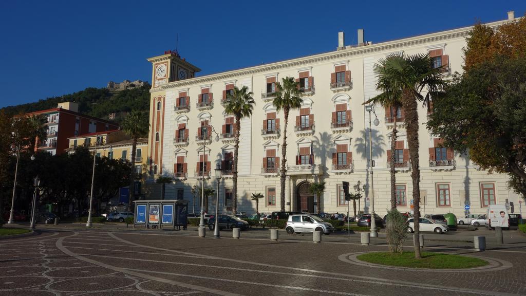 B&B Centrale Salerno Exteriör bild
