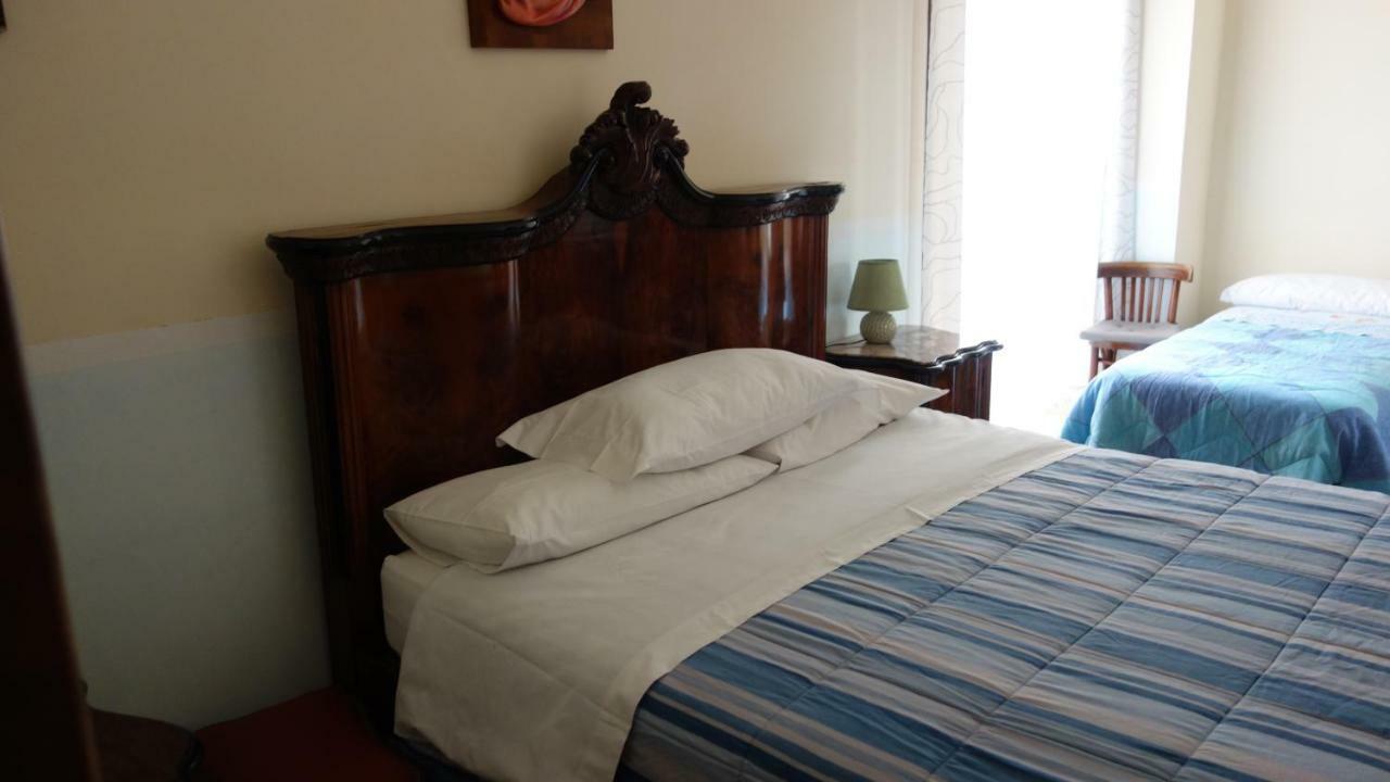 B&B Centrale Salerno Exteriör bild